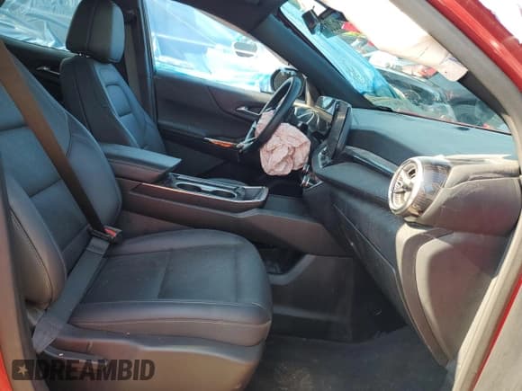 ✅ 2025 Chevrolet Equinox FWD LT • VIN: 3GNAXHEG4SL105822 • Lot: 59628615. Wystawiony na Copart z przebiegiem Nie podano. Bezpłatny archiwum sprzedaży aukcyjnych z USA i szczegółowy raport historii pojazdu na DreamBid. Zdjęcie 7.