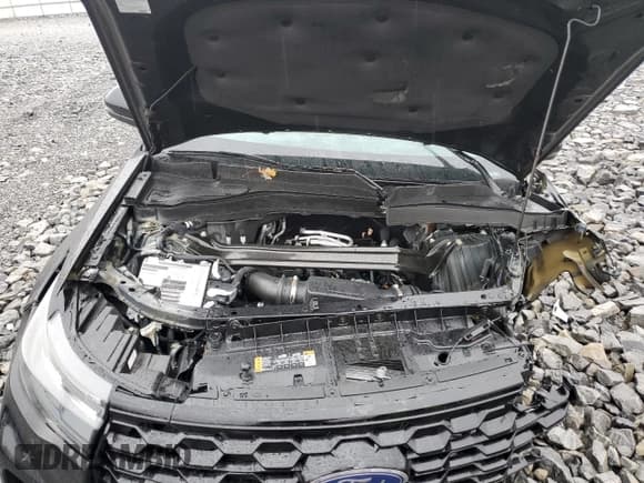 ✅ 2025 Ford Explorer ST • VIN: 1FMWK8GC5SGB26900 • Lot: 90262435. Wystawiony na Copart z przebiegiem 8 641 mil. Bezpłatny archiwum sprzedaży aukcyjnych z USA i szczegółowy raport historii pojazdu na DreamBid. Zdjęcie 12.