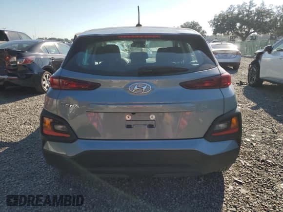 ✅ 2021 Hyundai Kona SE • VIN: KM8K12AA9MU708783 • Лот: 72770984. Опубликован ранее на Copart с пробегом 12 919 миль. Бесплатный доступ к архиву аукционных продаж из США и подробный отчёт об истории автомобиля на DreamBid. Изображение 6.