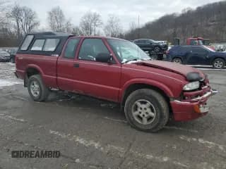 ✅ 2003 Chevrolet S-10 • VIN: 1GCDT19X038133989 • Лот: 82672414. Опубликован ранее на Copart с пробегом 98 545 миль. Бесплатный доступ к архиву аукционных продаж из США и подробный отчёт об истории автомобиля на DreamBid. Изображение 4.