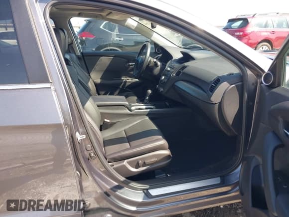 ✅ 2017 Acura RDX • VIN: 5J8TB4H34HL032703 • Lot: 42691354. Listed on IAAI with 101,110 mi. Free auction sales archive from the USA and detailed vehicle history report at DreamBid. Image 5.