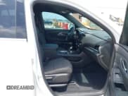 ✅ 2022 Chevrolet Traverse LT Cloth • VIN: 1GNERGKW4NJ183708 • Lot: 42493383. Listed on IAAI with 29,650 mi. Free auction sales archive from the USA and detailed vehicle history report at DreamBid. Image 5.