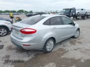 ✅ 2015 Ford Fiesta S • VIN: 3FADP4AJ0FM145594 • Лот: 42368055. Опубликован ранее на IAAI с пробегом 142 169 миль. Бесплатный доступ к архиву аукционных продаж из США и подробный отчёт об истории автомобиля на DreamBid. Изображение 4.