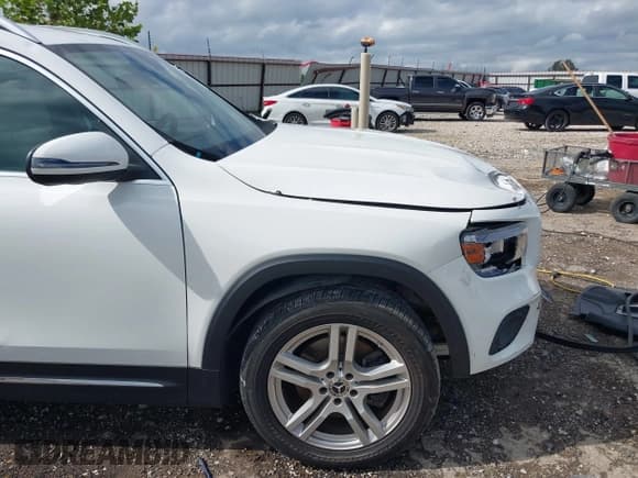 ✅ 2020 Mercedes-Benz GLB 250 • VIN: WDC4M4GB9LW001101 • Lot: 43265781. Listed on IAAI with 70,413 mi. Free auction sales archive from the USA and detailed vehicle history report at DreamBid. Image 19.