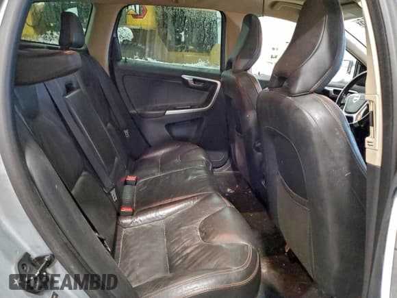 ✅ 2011 Volvo XC60 3.2L • VIN: YV4940DZ4B2155305 • Lot: 95309655. Listed on Copart with 218,801 mi. Free auction sales archive from the USA and detailed vehicle history report at DreamBid. Image 11.