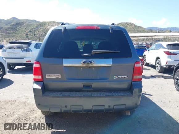 ✅ 2011 Ford Escape Hybrid • VIN: 1FMCU4K36BKC04787 • Lot: 41947008. Wystawiony na IAAI z przebiegiem 132 403 mil. Bezpłatny archiwum sprzedaży aukcyjnych z USA i szczegółowy raport historii pojazdu na DreamBid. Zdjęcie 16.