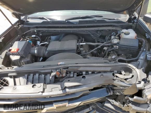 ✅ 2024 Chevrolet Silverado 2500HD Custom • VIN: 2GC4YME70R1267163 • Lot: 66001665. Wystawiony na Copart z przebiegiem 7 209 mil. Bezpłatny archiwum sprzedaży aukcyjnych z USA i szczegółowy raport historii pojazdu na DreamBid. Zdjęcie 11.