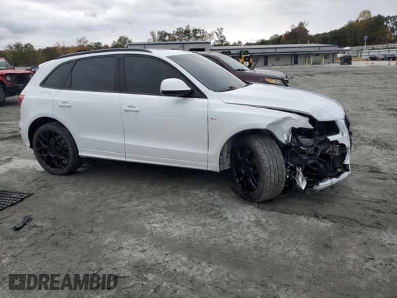 ✅ 2015 Audi Q5 Prestige • VIN: WA1WGAFP5FA064192 • Lot: 90215685. Wystawiony na Copart z przebiegiem 71 815 mil. Bezpłatny archiwum sprzedaży aukcyjnych z USA i szczegółowy raport historii pojazdu na DreamBid. Zdjęcie 4.