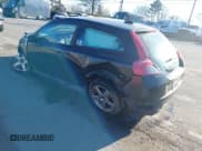 ✅ 2009 Volvo C30 • VIN: YV1MK672892142548 • Лот: 41221801. Опубликован ранее на IAAI с пробегом 166 487 миль. Бесплатный доступ к архиву аукционных продаж из США и подробный отчёт об истории автомобиля на DreamBid. Изображение 3.