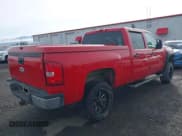 ✅ 2007 Chevrolet Silverado 2500HD 1LT • VIN: 1GCHK23K17F554354 • Lot: 43654730. Wystawiony na IAAI z przebiegiem 260 861 mil. Bezpłatny archiwum sprzedaży aukcyjnych z USA i szczegółowy raport historii pojazdu na DreamBid. Zdjęcie 4.