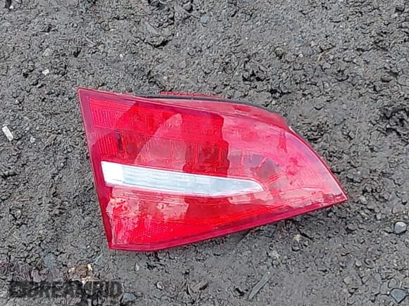 ✅ 2015 Audi allroad A4 Premium Plus • VIN: WA1UFAFL9FA109741 • Лот: 41283680. Опубликован ранее на IAAI с пробегом 116 755 миль. Бесплатный доступ к архиву аукционных продаж из США и подробный отчёт об истории автомобиля на DreamBid. Изображение 12.