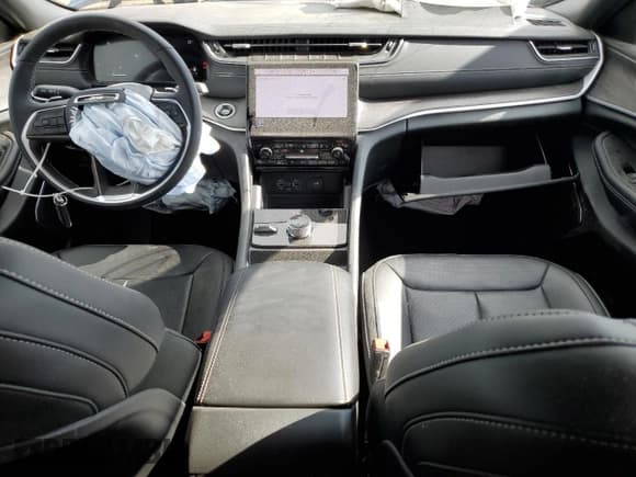 ✅ 2025 Jeep Grand Cherokee Limited • VIN: 1C4RJKBG8S8683449 • Lot: 81238795. Wystawiony na Copart z przebiegiem 8 990 mil. Bezpłatny archiwum sprzedaży aukcyjnych z USA i szczegółowy raport historii pojazdu na DreamBid. Zdjęcie 8.