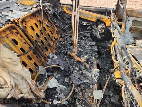 ✅ 1995 Toyota Corolla DX • VIN: 1NXAE09B1SZ345314 • Лот: 93673095. Опубликован ранее на Copart с пробегом Не указан. Бесплатный доступ к архиву аукционных продаж из США и подробный отчёт об истории автомобиля на DreamBid. Изображение 10.