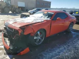 ✅ 2010 Dodge Challenger SRT-8 • VIN: 2B3CJ7DW9AH200908 • Lot: 87936325. Wystawiony na Copart z przebiegiem Nie podano. Bezpłatny archiwum sprzedaży aukcyjnych z USA i szczegółowy raport historii pojazdu na DreamBid. Zdjęcie 1.