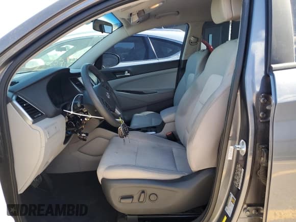 ✅ 2018 Hyundai Tucson SEL • VIN: KM8J33A4XJU834913 • Лот: 89694415. Опубликован ранее на Copart с пробегом 62 162 миль. Бесплатный доступ к архиву аукционных продаж из США и подробный отчёт об истории автомобиля на DreamBid. Изображение 7.