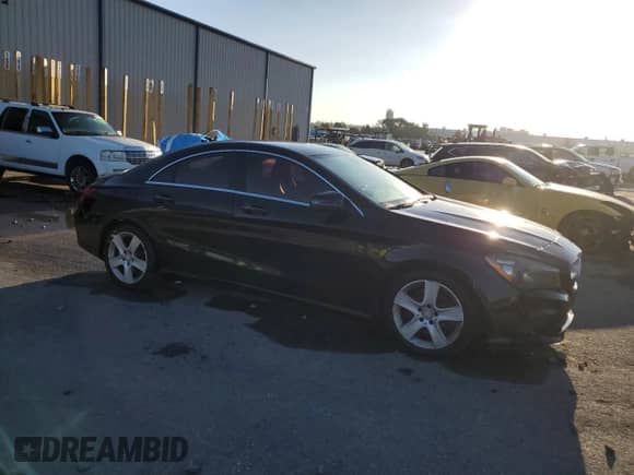 2015 Mercedes-Benz CLA 250 с VIN WDDSJ4EB8FN191529, выставлен на аукционе Copart как лот 87009705 с пробегом 180 813 миль миль и Списание • Salvage title. История ставок и продаж доступна на DreamBid. Изображение 4.