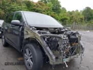 ✅ 2017 Honda Pilot EX-L • VIN: 5FNYF5H77HB033090 • Lot: 42359412. Listed on IAAI with 131,032 mi. Free auction sales archive from the USA and detailed vehicle history report at DreamBid. Image 1.