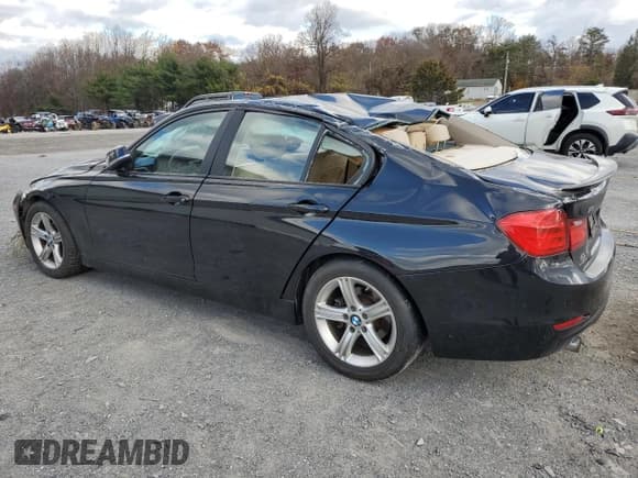 ✅ 2015 BMW 3 Series 320i xDrive • VIN: WBA3C3G58FNS74126 • Lot: 92340875. Listed on Copart with 177,006 mi. Free auction sales archive from the USA and detailed vehicle history report at DreamBid. Image 2.