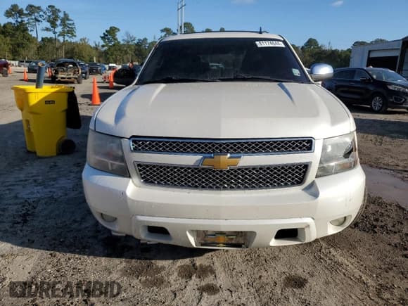 ✅ 2012 Chevrolet Suburban LTZ • VIN: 1GNSCKE01CR220422 • Lot: 81174644. Wystawiony na Copart z przebiegiem 257 343 mil. Bezpłatny archiwum sprzedaży aukcyjnych z USA i szczegółowy raport historii pojazdu na DreamBid. Zdjęcie 5.