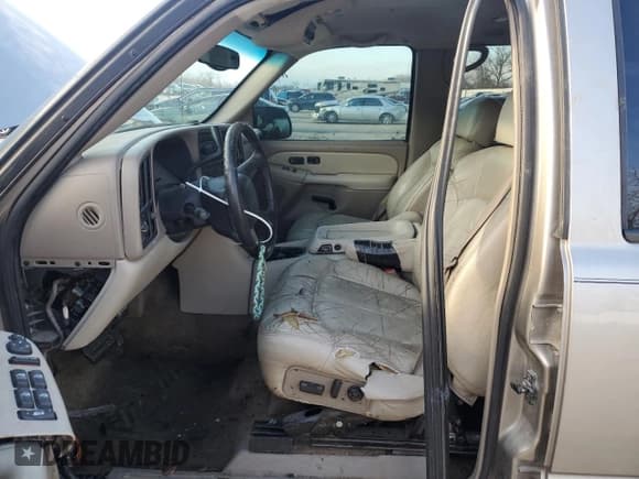 ✅ 2001 Chevrolet Suburban LT • VIN: 3GNFK16T01G254677 • Лот: 41393495. Опубликован ранее на Copart с пробегом Не указан. Бесплатный доступ к архиву аукционных продаж из США и подробный отчёт об истории автомобиля на DreamBid. Изображение 7.