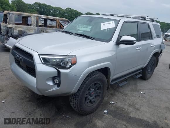 ✅ 2021 Toyota 4Runner SR5 Premium • VIN: JTENU5JR9M5930584 • Lot: 42377592. Listed on IAAI with 58,340 mi. Free auction sales archive from the USA and detailed vehicle history report at DreamBid. Image 17.