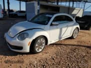 ✅ 2013 Volkswagen Beetle 2.5L • VIN: 3VWJP7AT5DM613944 • Lot: 91043135. Listed on Copart with 101,632 mi. Free auction sales archive from the USA and detailed vehicle history report at DreamBid. Image 1.