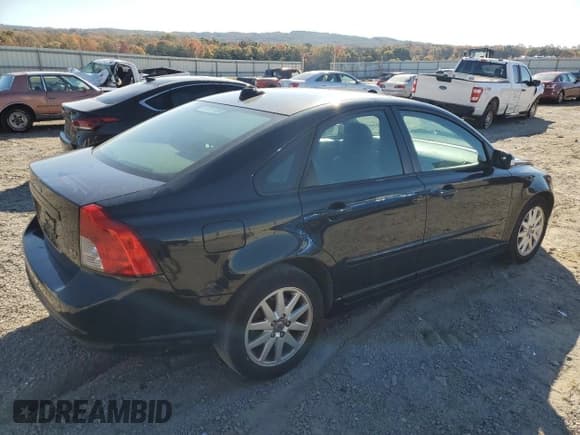 ✅ 2008 Volvo S40 2.4L • VIN: YV1MS382782389250 • Lot: 77659994. Listed on Copart with 146,533 mi. Free auction sales archive from the USA and detailed vehicle history report at DreamBid. Image 3.