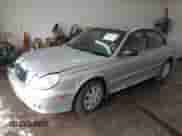 2002 Hyundai Sonata z VIN KMHWF25S42A574561, wystawiony jako IAAI lot #41613838 z przebiegiem 141 808 mil mil oraz . Historia ofert i sprzedaży dostępna na DreamBid. Obrazek 18.