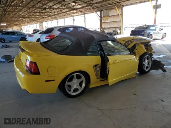 ✅ 2000 Ford Mustang GT • VIN: 1FAFP45X0YF257175 • Lot: 71930125. Listed on Copart with Not provided. Free auction sales archive from the USA and detailed vehicle history report at DreamBid. Image 3.
