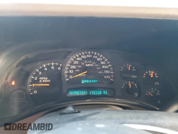 ✅ 2003 Chevrolet Suburban Z71 • VIN: 3GNFK16Z83G204813 • Лот: 42234385. Опубликован ранее на Copart с пробегом 192 320 миль. Бесплатный доступ к архиву аукционных продаж из США и подробный отчёт об истории автомобиля на DreamBid. Изображение 9.