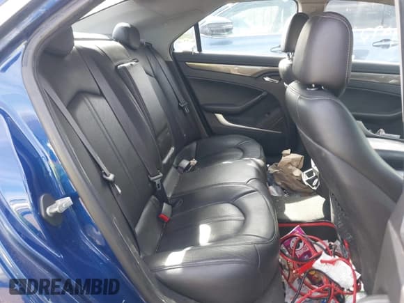 ✅ 2013 Cadillac CTS Luxury • VIN: 1G6DG5E53D0104554 • Lot: 41824292. Wystawiony na IAAI z przebiegiem 189 280 mil. Bezpłatny archiwum sprzedaży aukcyjnych z USA i szczegółowy raport historii pojazdu na DreamBid. Zdjęcie 8.