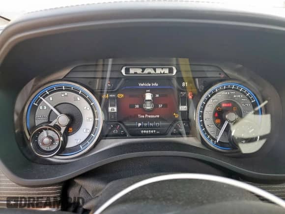 2021 Ram 1500 Limited with VIN 1C6SRFHT0MN640354, listed as a Copart auction lot 69665575 with 96,541 mi miles and Salvage title. Bid and sale history available at DreamBid. Image 9.