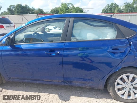 ✅ 2020 Hyundai Accent SEL • VIN: 3KPC24A66LE122102 • Лот: 39756581. Опубликован ранее на IAAI с пробегом 16 013 миль. Бесплатный доступ к архиву аукционных продаж из США и подробный отчёт об истории автомобиля на DreamBid. Изображение 14.