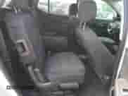 2018 Chevrolet Traverse LT Cloth z VIN 1GNERGKW2JJ234942, wystawiony jako Copart lot #71466575 z przebiegiem 95 646 mil mil oraz Szkoda całkowita • Salvage title. Historia ofert i sprzedaży dostępna na DreamBid. Obrazek 11.