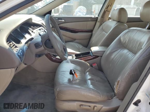 ✅ 1999 Acura TL • VIN: 19UUA5648XA005751 • Lot: 67961345. Listed on Copart with 215,102 mi. Free auction sales archive from the USA and detailed vehicle history report at DreamBid. Image 7.