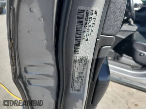 2021 Jeep Grand Cherokee 80th Anniversary с VIN 1C4RJEBG6MC623719, выставлен на аукционе Copart как лот 84059215 с пробегом Не указан миль и Чистый • Clean title. История ставок и продаж доступна на DreamBid. Изображение 13.