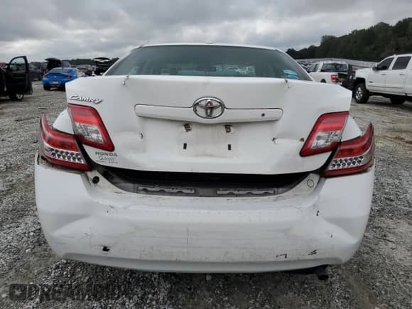 2011 Toyota Camry LE с VIN 4T1BF3EK5BU584051, выставлен на аукционе Copart как лот 85340395 с пробегом 111 598 миль миль и Списание • Salvage title. История ставок и продаж доступна на DreamBid. Изображение 6.