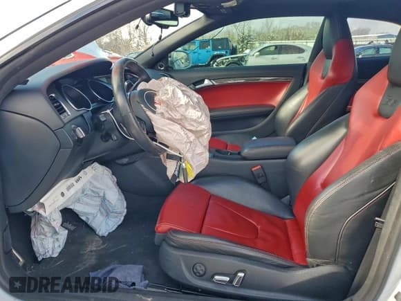 ✅ 2014 Audi S5 Premium Plus • VIN: WAUCGAFR3EA040611 • Lot: 95077545. Wystawiony na Copart z przebiegiem 81 588 mil. Bezpłatny archiwum sprzedaży aukcyjnych z USA i szczegółowy raport historii pojazdu na DreamBid. Zdjęcie 7.