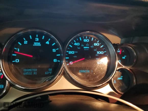 ✅ 2009 Chevrolet Silverado 2500HD LT • VIN: 1GCHK59K29E163246 • Lot: 58917275. Wystawiony na Copart z przebiegiem 68 532 mil. Bezpłatny archiwum sprzedaży aukcyjnych z USA i szczegółowy raport historii pojazdu na DreamBid. Zdjęcie 9.