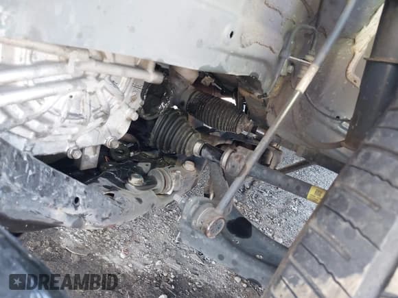 ✅ 2024 Kia Sportage X-Line • VIN: 5XYK6CDF4RG146349 • Lot: 42373901. Wystawiony na IAAI z przebiegiem 20 205 mil. Bezpłatny archiwum sprzedaży aukcyjnych z USA i szczegółowy raport historii pojazdu na DreamBid. Zdjęcie 16.