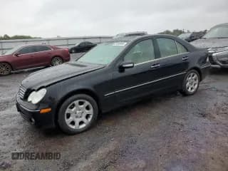 ✅ 2005 Mercedes-Benz C 240 • VIN: WDBRF81J65F557414 • Lot: 81088845. Listed on Copart with 159,255 mi. Free auction sales archive from the USA and detailed vehicle history report at DreamBid. Image 1.