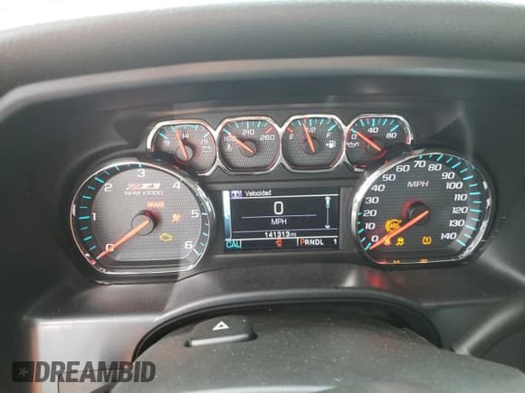 ✅ 2019 Chevrolet Silverado 2500HD LTZ • VIN: 1GC1KTEG9KF100989 • Lot: 72360484. Wystawiony na Copart z przebiegiem 141 313 mil. Bezpłatny archiwum sprzedaży aukcyjnych z USA i szczegółowy raport historii pojazdu na DreamBid. Zdjęcie 9.