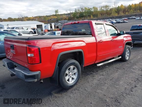 ✅ 2014 GMC Sierra 1500 SLE • VIN: 1GTV2UEH3EZ249823 • Lot: 43574791. Wystawiony na IAAI z przebiegiem 130 519 mil. Bezpłatny archiwum sprzedaży aukcyjnych z USA i szczegółowy raport historii pojazdu na DreamBid. Zdjęcie 4.