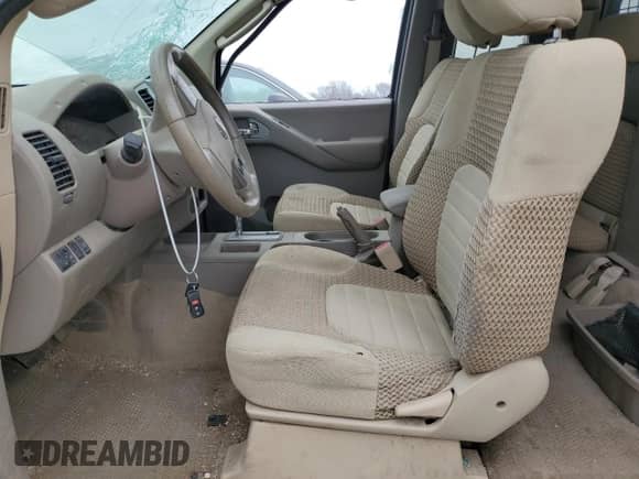 2011 Nissan Frontier SV z VIN 1N6AD0CU3BC429588, wystawiony jako Copart lot #50366045 z przebiegiem 109 132 mil mil oraz Szkoda całkowita • Salvage title. Historia ofert i sprzedaży dostępna na DreamBid. Obrazek 7.