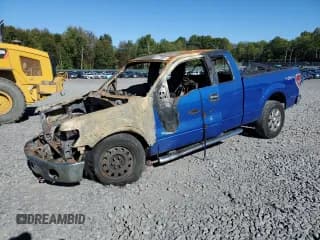 ✅ 2014 Ford F-150 XL • VIN: 1FTFX1ET2EFA74393 • Lot: 84710865. Wystawiony na Copart z przebiegiem Nie podano. Bezpłatny archiwum sprzedaży aukcyjnych z USA i szczegółowy raport historii pojazdu na DreamBid. Zdjęcie 1.