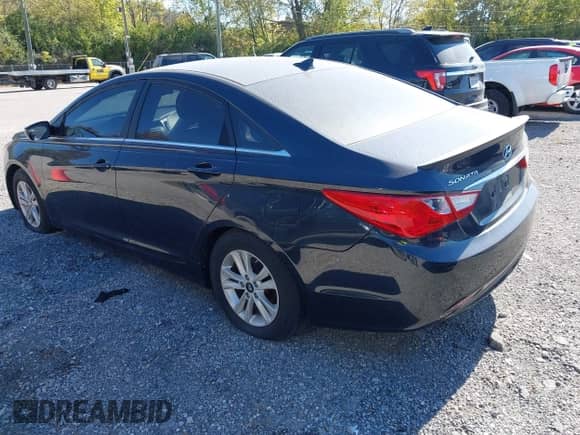 2013 Hyundai Sonata GLS с VIN 5NPEB4AC9DH714637, выставлен на аукционе IAAI как лот 43474319 с пробегом 118 903 миль миль и . История ставок и продаж доступна на DreamBid. Изображение 3.