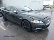 ✅ 2012 Jaguar XJ XJL • VIN: SAJWA2GB0CLV32525 • Lot: 42896748. Wystawiony na IAAI z przebiegiem 103 223 mil. Bezpłatny archiwum sprzedaży aukcyjnych z USA i szczegółowy raport historii pojazdu na DreamBid. Zdjęcie 1.