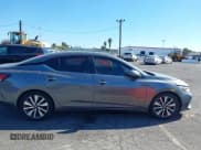 ✅ 2021 Nissan Sentra SV • VIN: 3N1AB8CVXMY230812 • Lot: 43347501. Listed on IAAI with 79,748 mi. Free auction sales archive from the USA and detailed vehicle history report at DreamBid. Image 13.