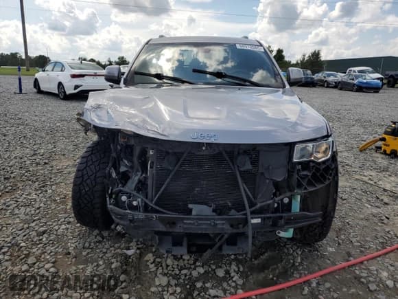 ✅ 2019 Jeep Grand Cherokee Upland • VIN: 1C4RJFAGXKC820333 • Lot: 68912085. Listed on Copart with 71,637 mi. Free auction sales archive from the USA and detailed vehicle history report at DreamBid. Image 5.