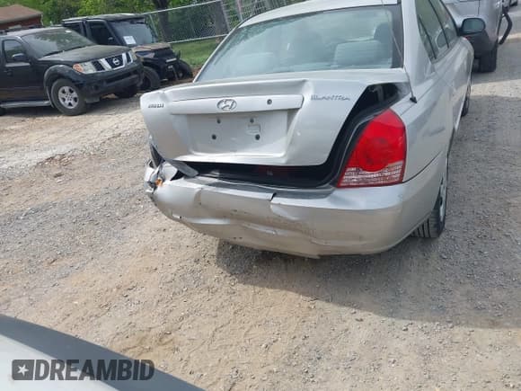 ✅ 2006 Hyundai Elantra GLS • VIN: KMHDN46D26U225070 • Lot: 42081139. Wystawiony na IAAI z przebiegiem 162 634 mil. Bezpłatny archiwum sprzedaży aukcyjnych z USA i szczegółowy raport historii pojazdu na DreamBid. Zdjęcie 17.